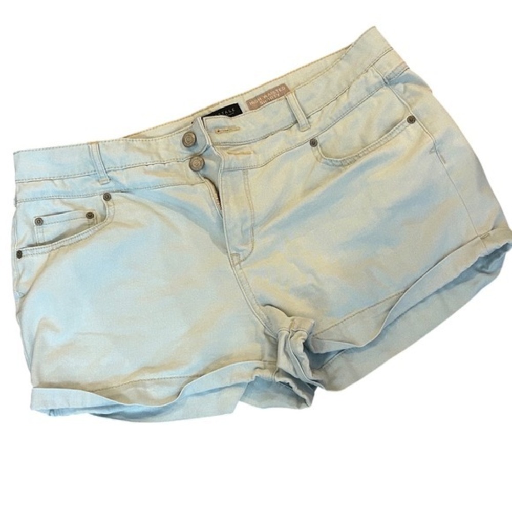 Aeropostale High Waisted Shorty Denim Shorts Light Wash Size 10 Y2K 2010s Summer